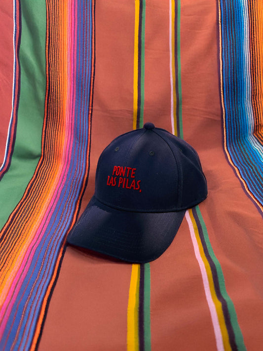 GORRA PONTE LAS PILAS EN AZUL MARINO